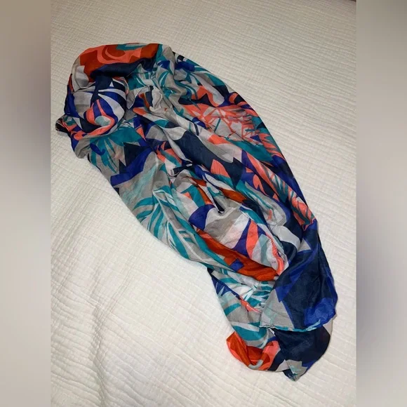Colorful Patterned Scarf - Picture 2 of 4